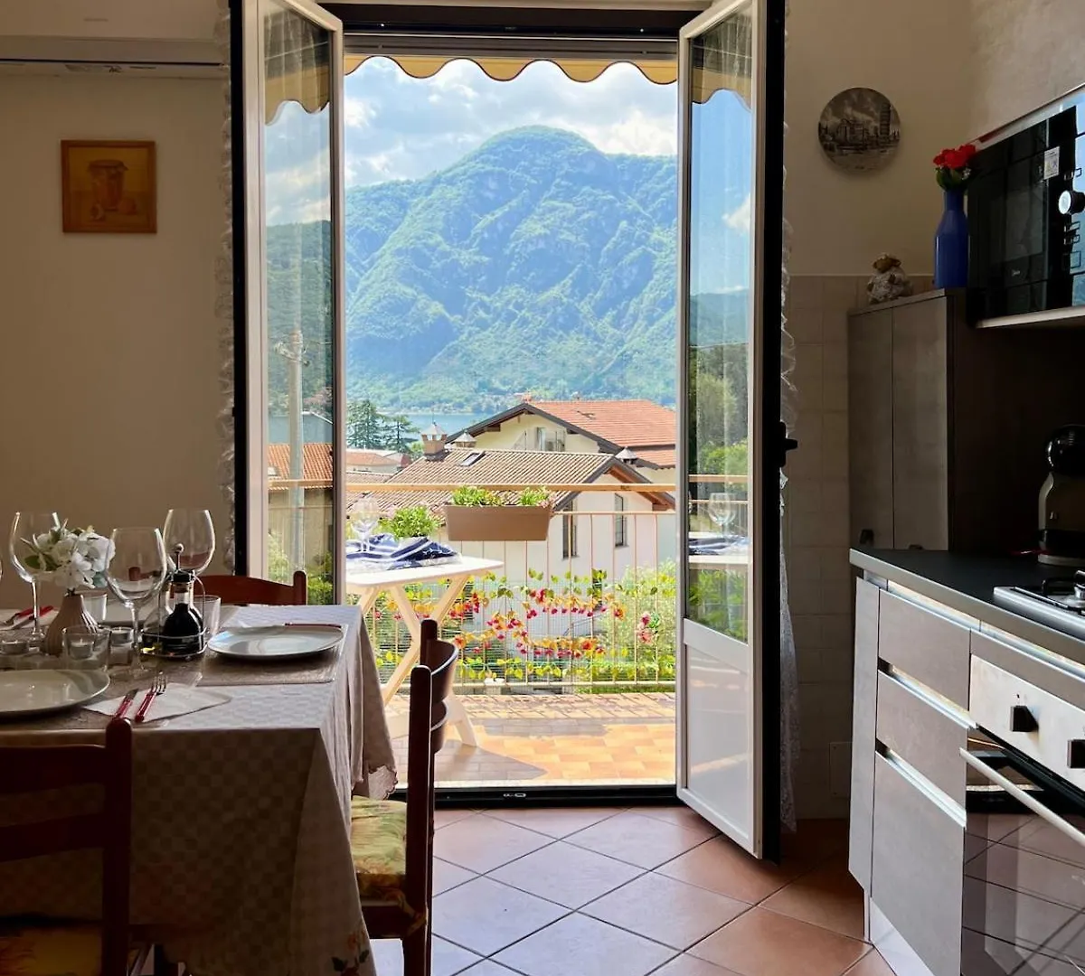 Ferienwohnung Nuvola House Mandello del Lario